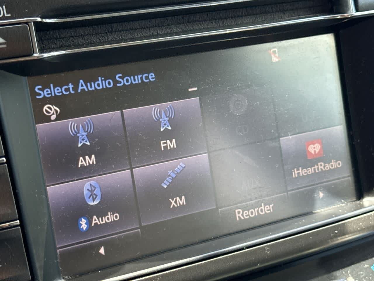2014 Toyota RAV4 XLE 18