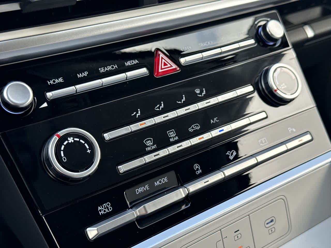 Thumbnail: 2026 Hyundai Santa Fe - 20