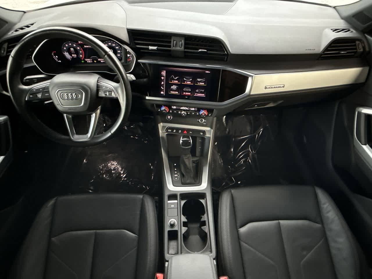 Thumbnail: 2021 Audi Q3 - 24