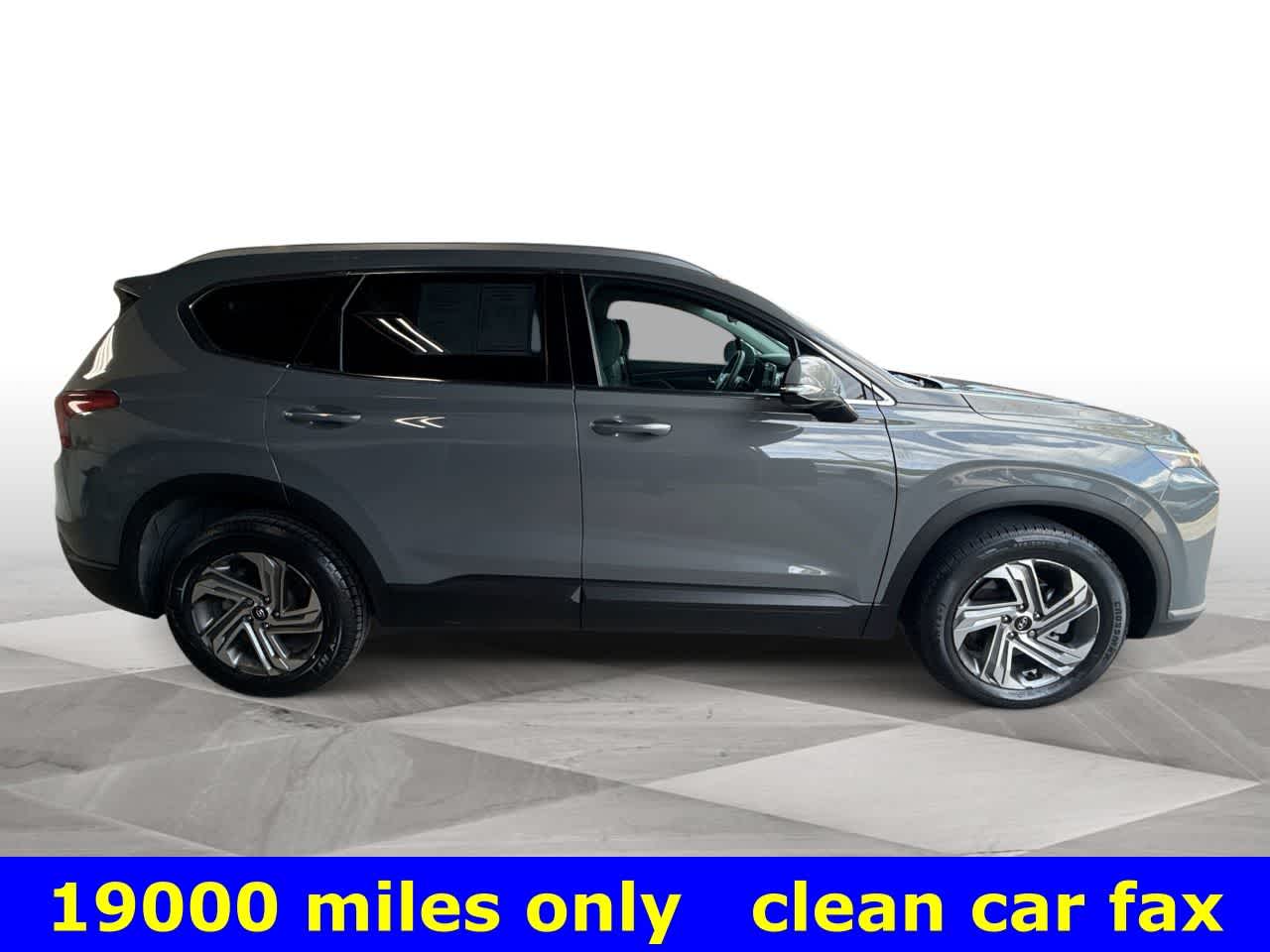 Thumbnail: 2023 Hyundai Santa Fe - 9