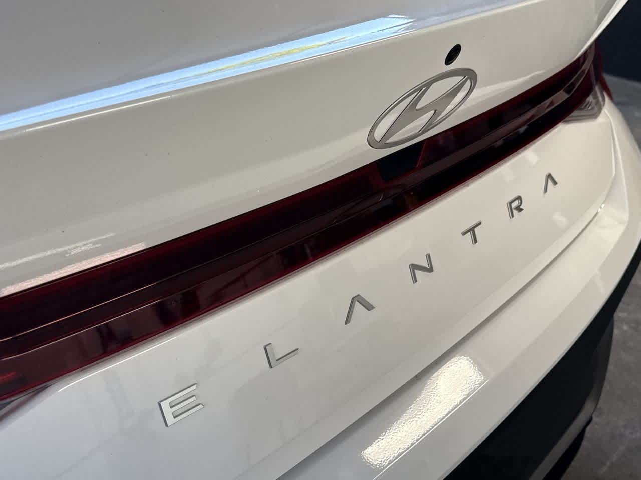 Thumbnail: 2026 Hyundai Elantra - 10