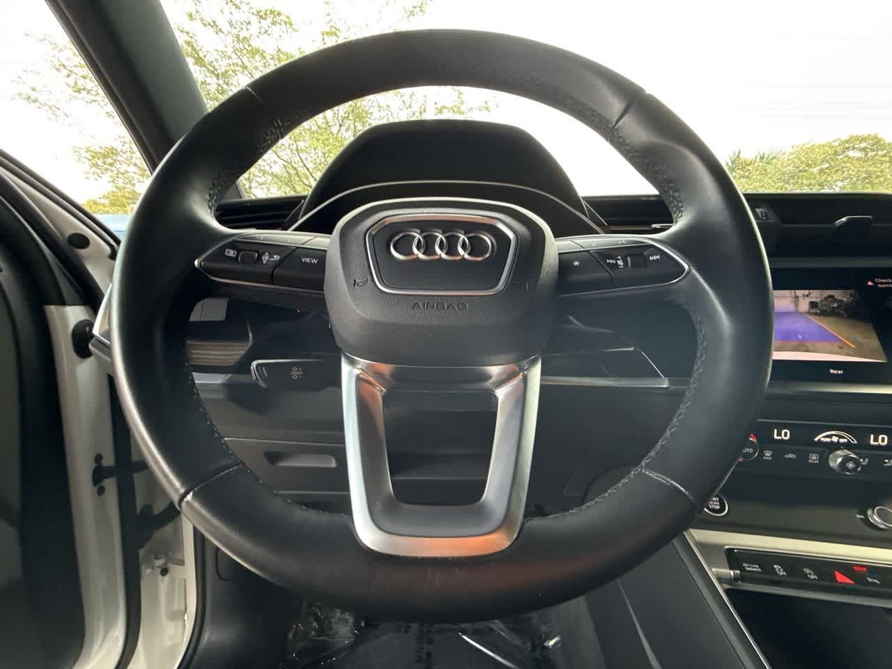 Thumbnail: 2021 Audi Q3 - 15