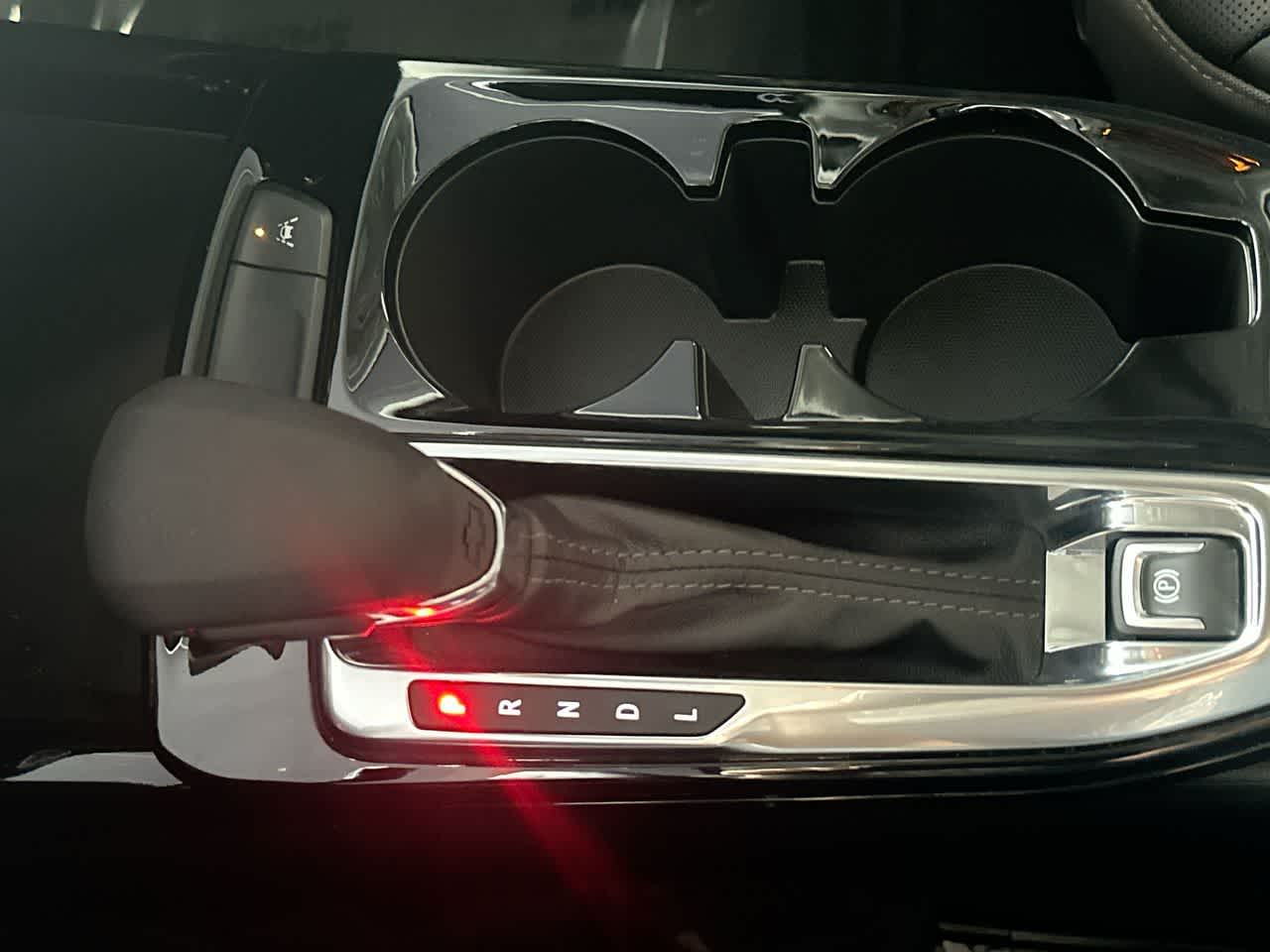 Thumbnail: 2025 Chevrolet Trax - 21