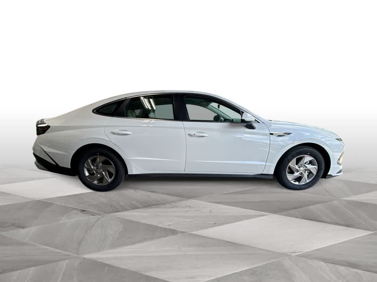 Thumbnail: 2026 Hyundai Sonata - 9