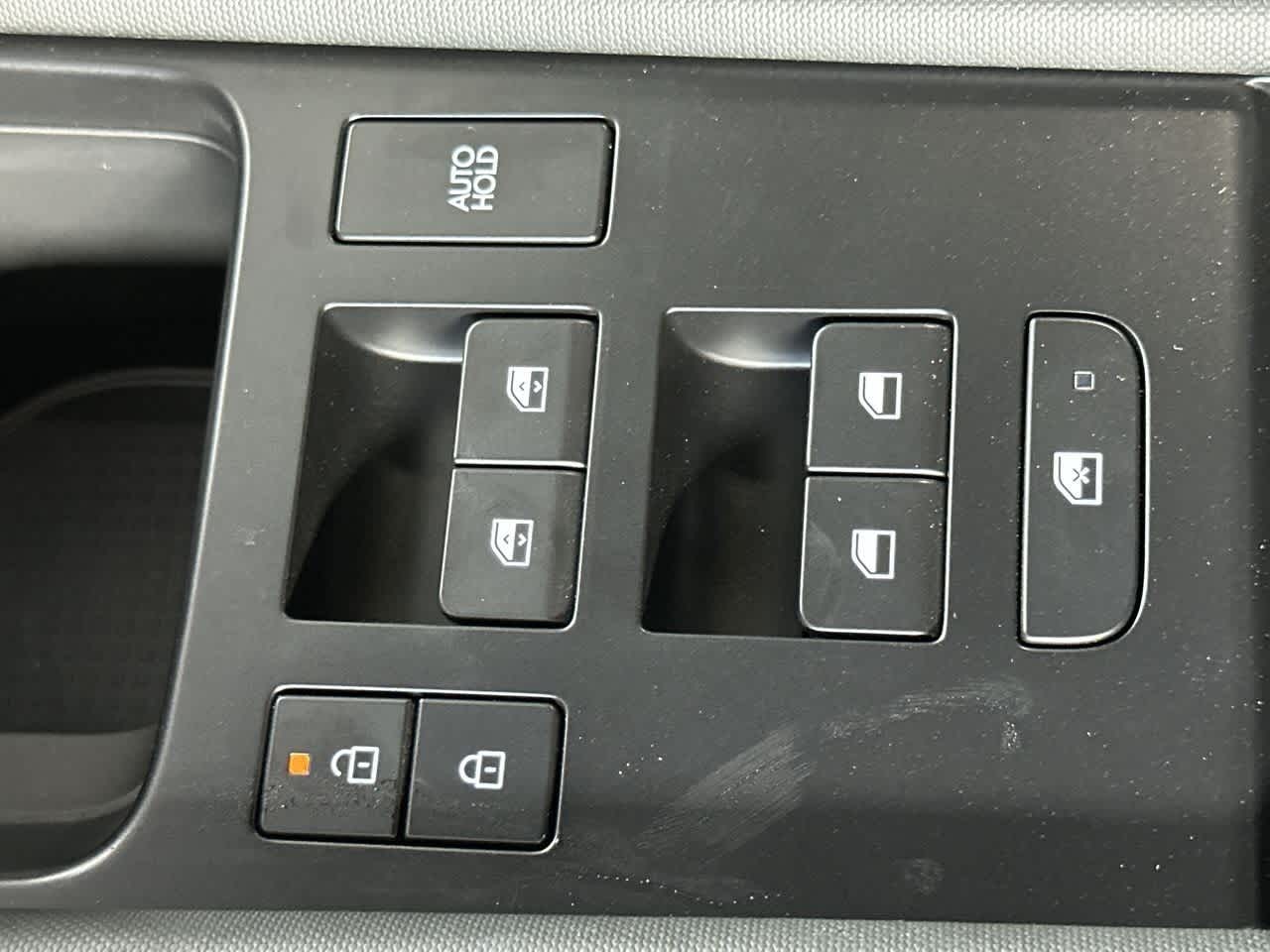 Thumbnail: 2025 Hyundai Ioniq 6 - 17