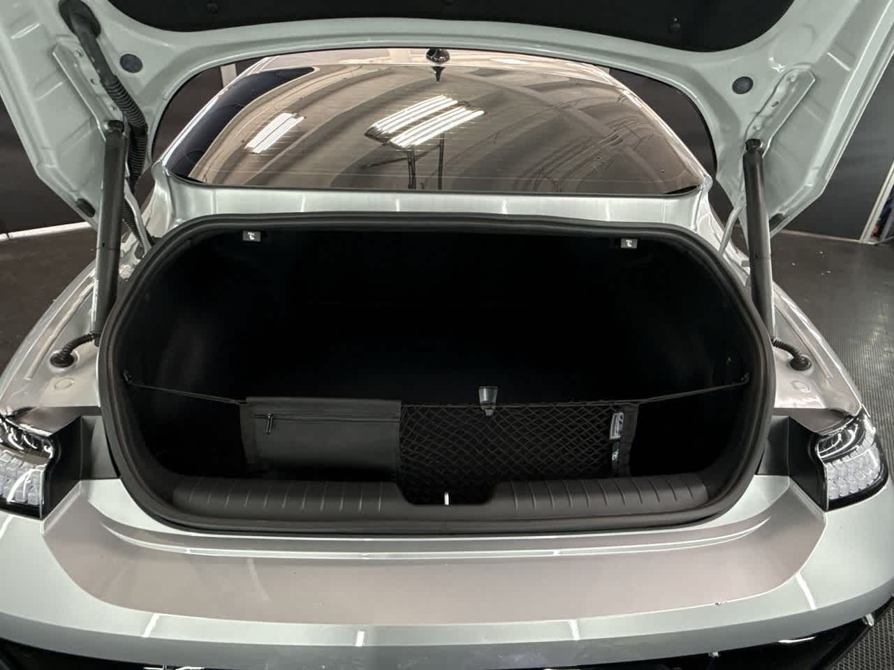 Thumbnail: 2025 Hyundai Ioniq 6 - 25