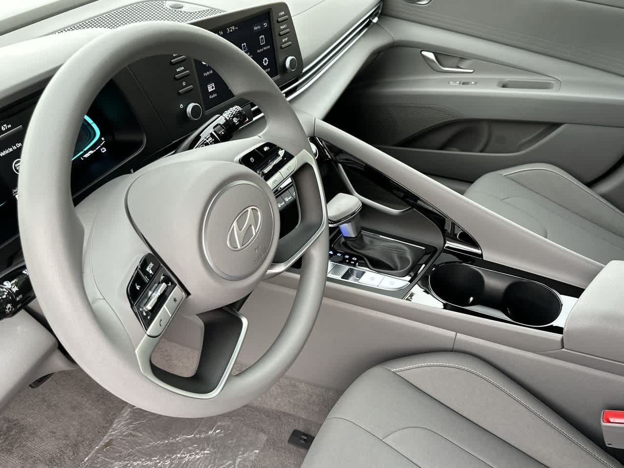 Thumbnail: 2025 Hyundai Elantra - 13