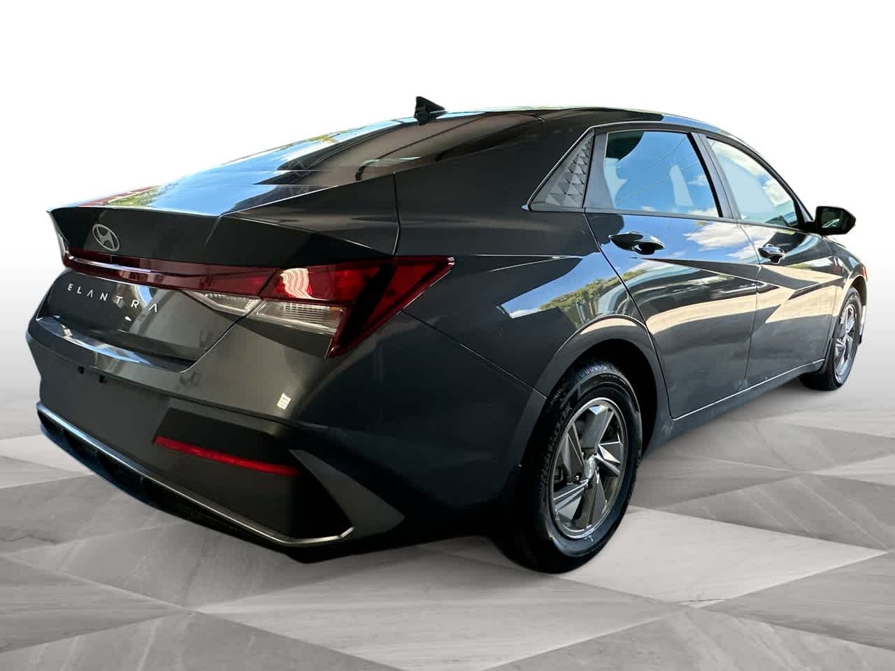 Thumbnail: 2025 Hyundai Elantra - 8