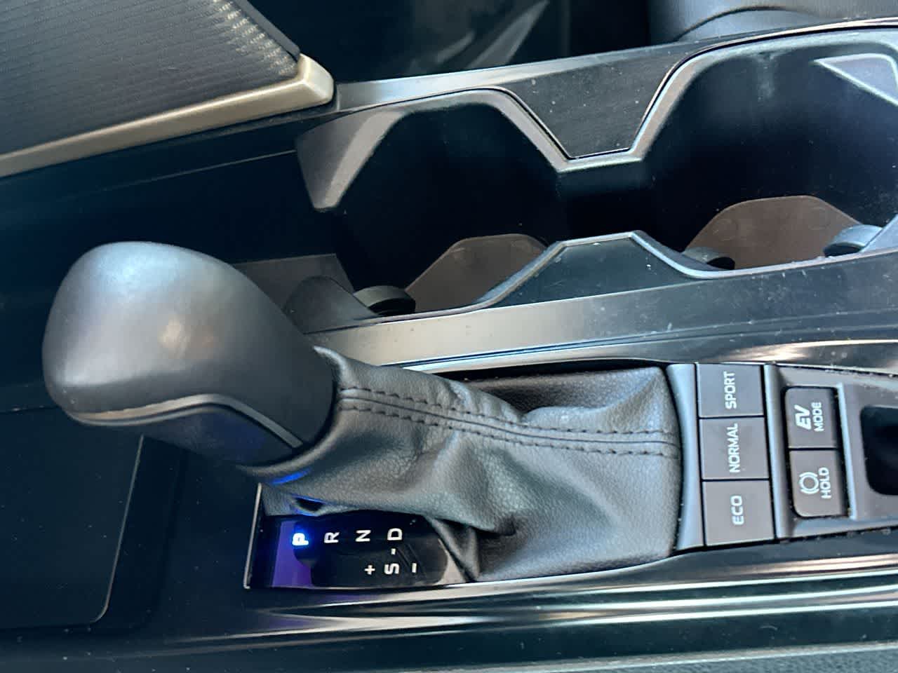 Thumbnail: 2025 Toyota Camry - 21