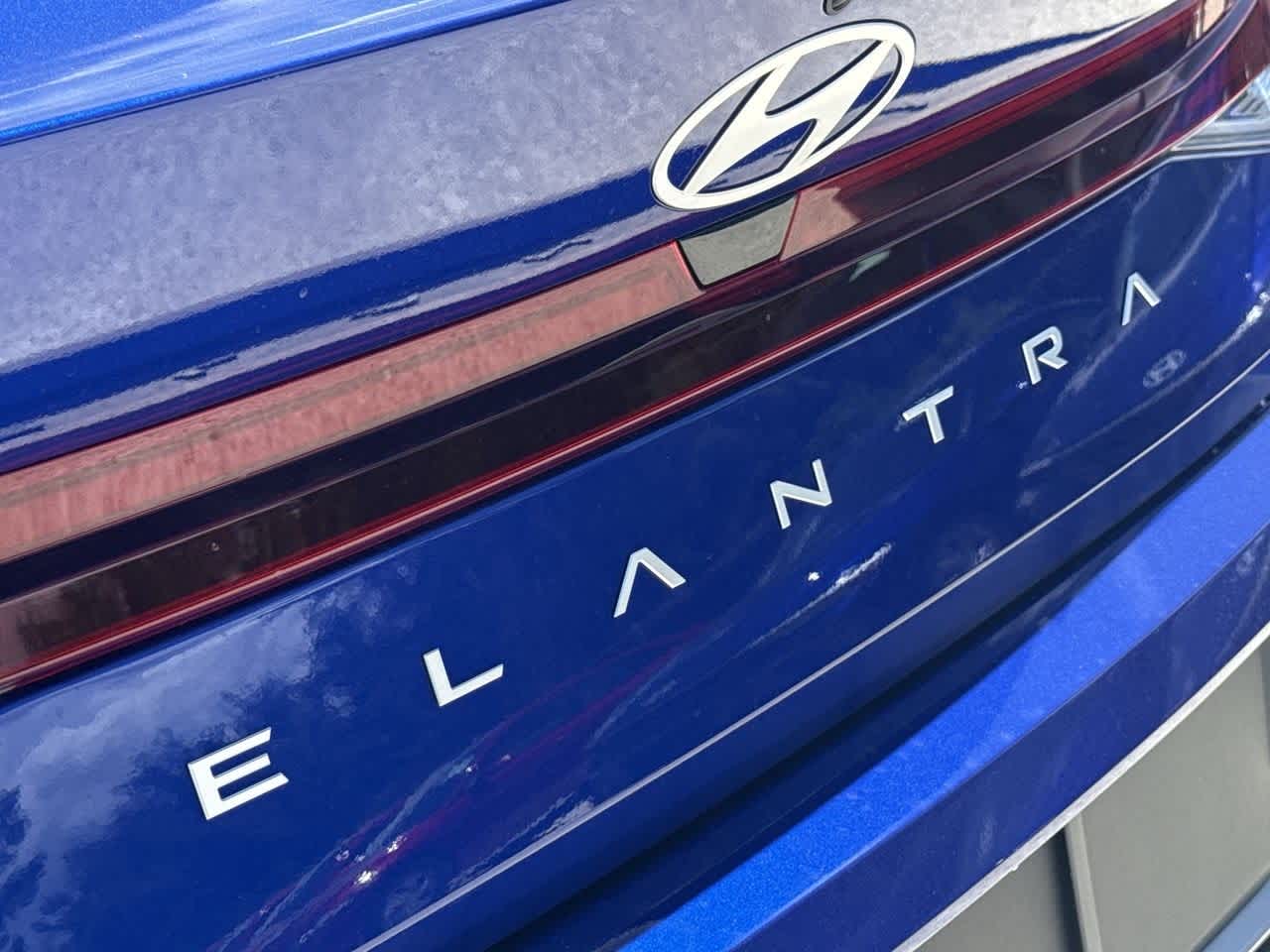 Thumbnail: 2025 Hyundai Elantra - 10