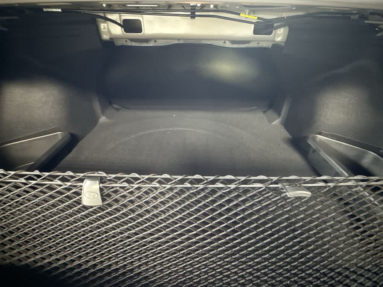 Thumbnail: 2025 Hyundai Elantra - 25