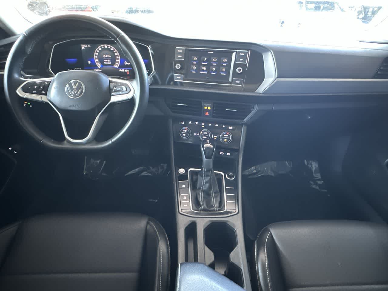 Thumbnail: 2022 Volkswagen Jetta - 24