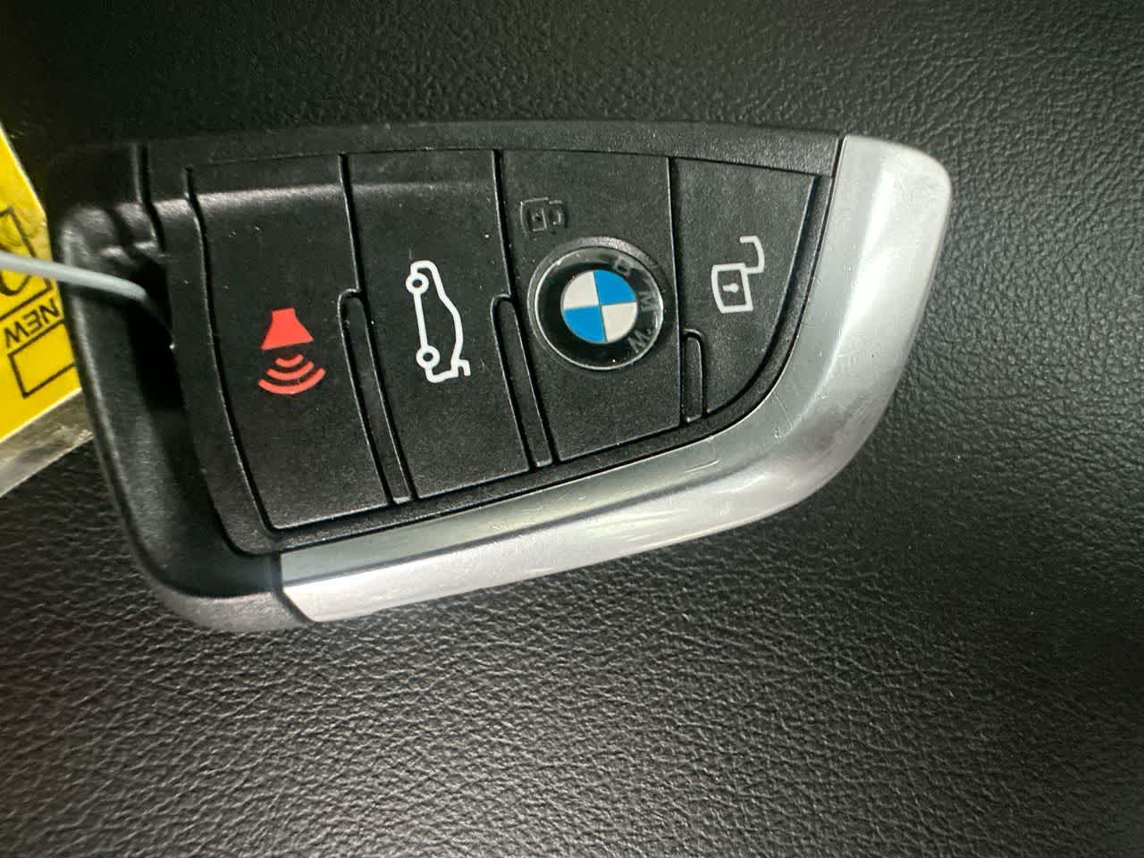 Thumbnail: 2025 BMW 3 Series - 28