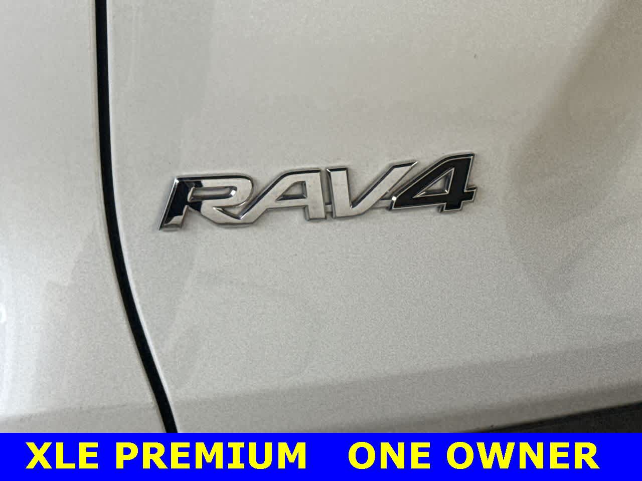 Thumbnail: 2023 Toyota RAV4 - 10