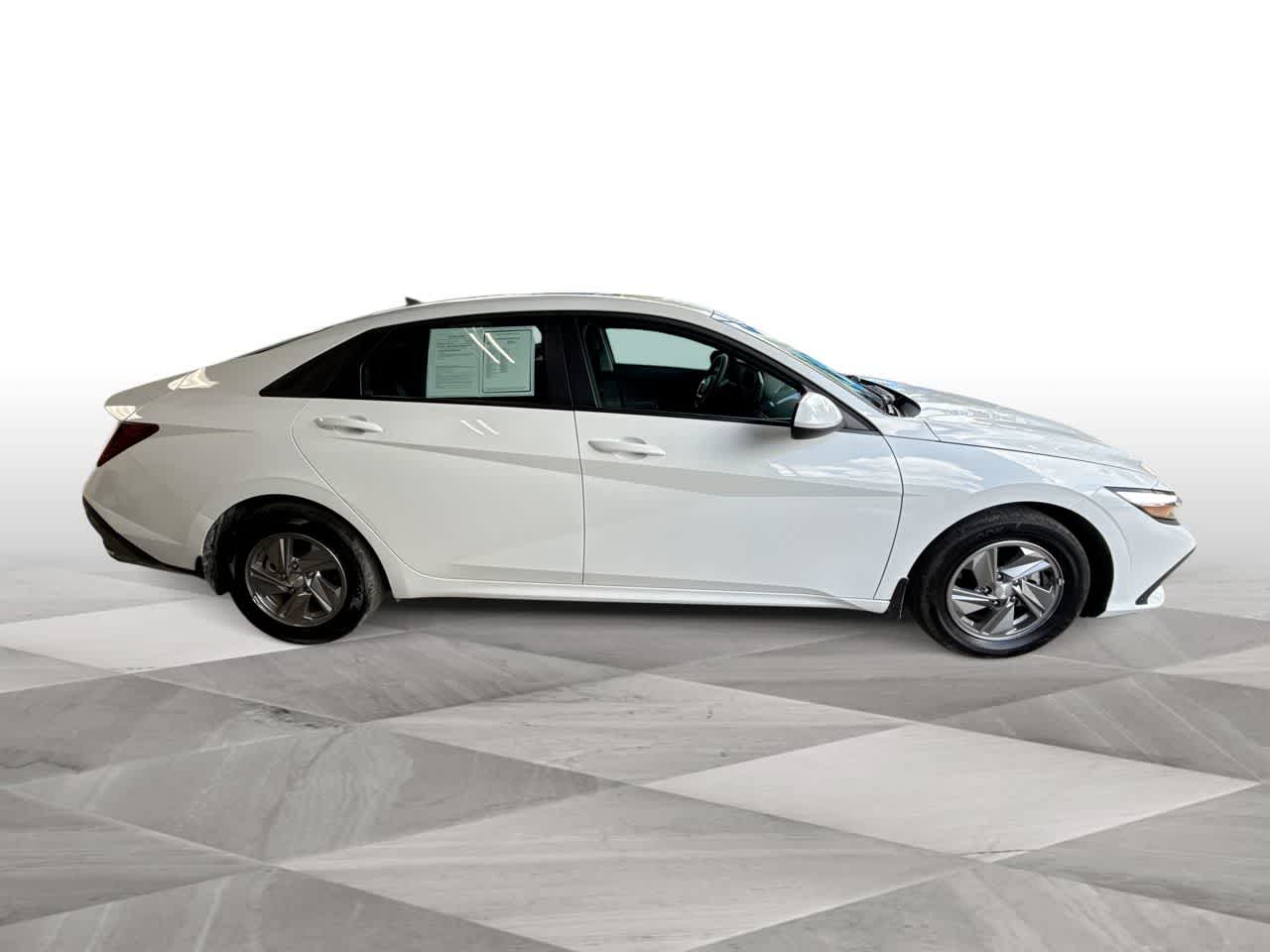 Thumbnail: 2025 Hyundai Elantra - 9