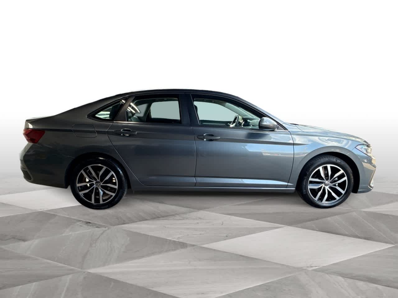 Thumbnail: 2025 Volkswagen Jetta - 9