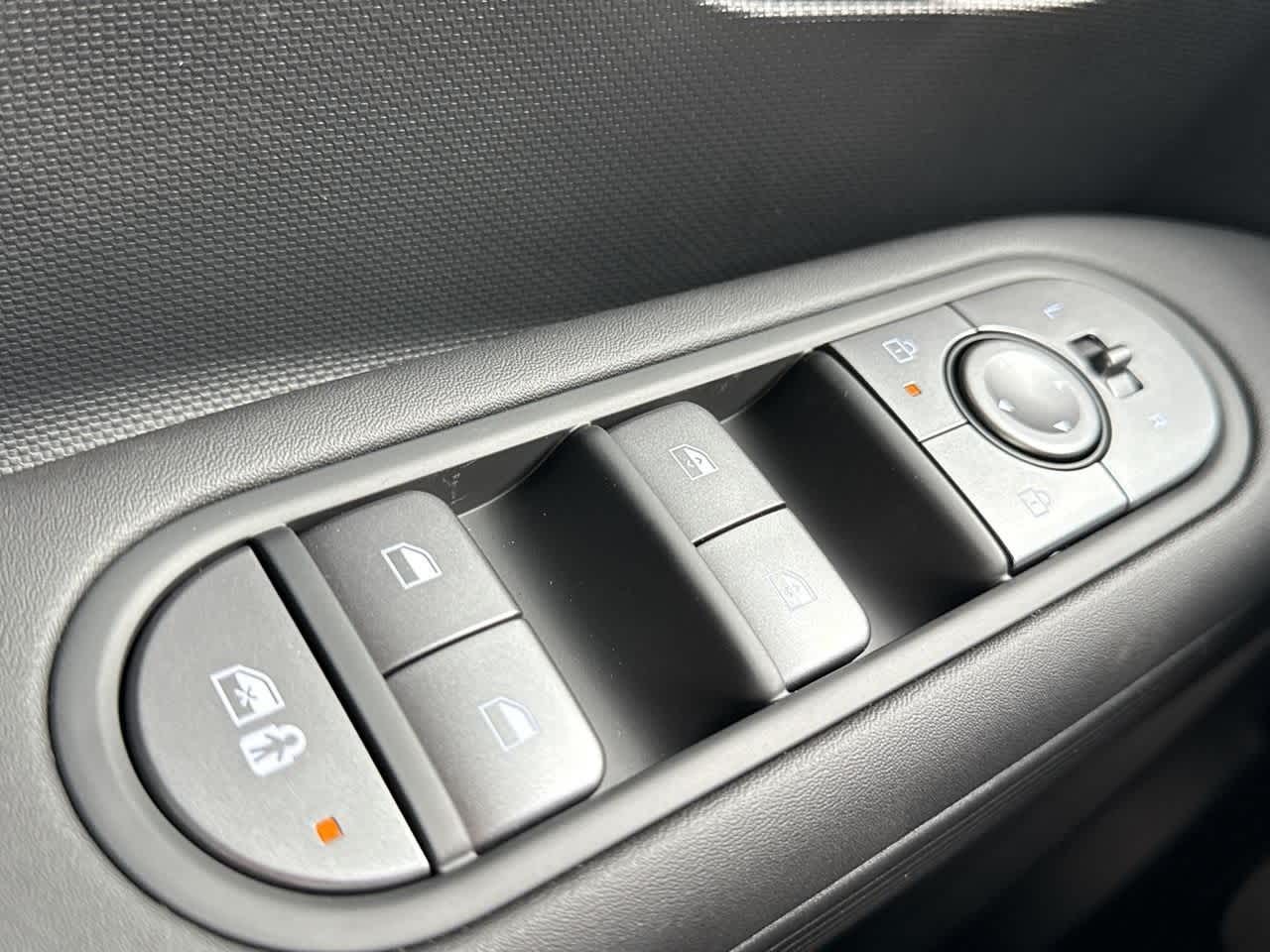 Thumbnail: 2026 Hyundai Ioniq 5 - 17