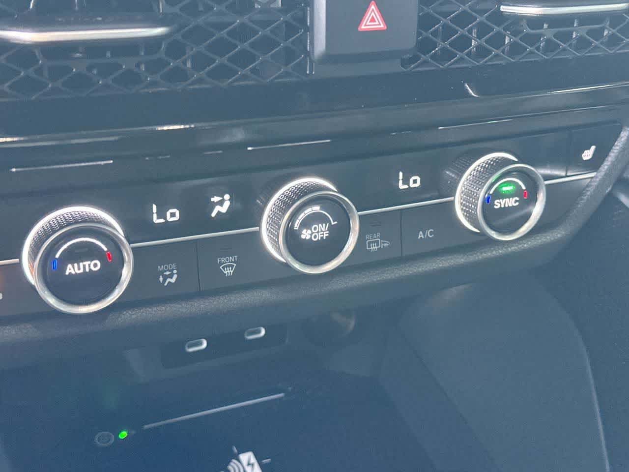 Thumbnail: 2025 Acura ADX - 20