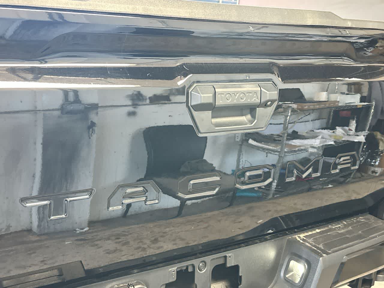 Thumbnail: 2025 Toyota Tacoma - 9