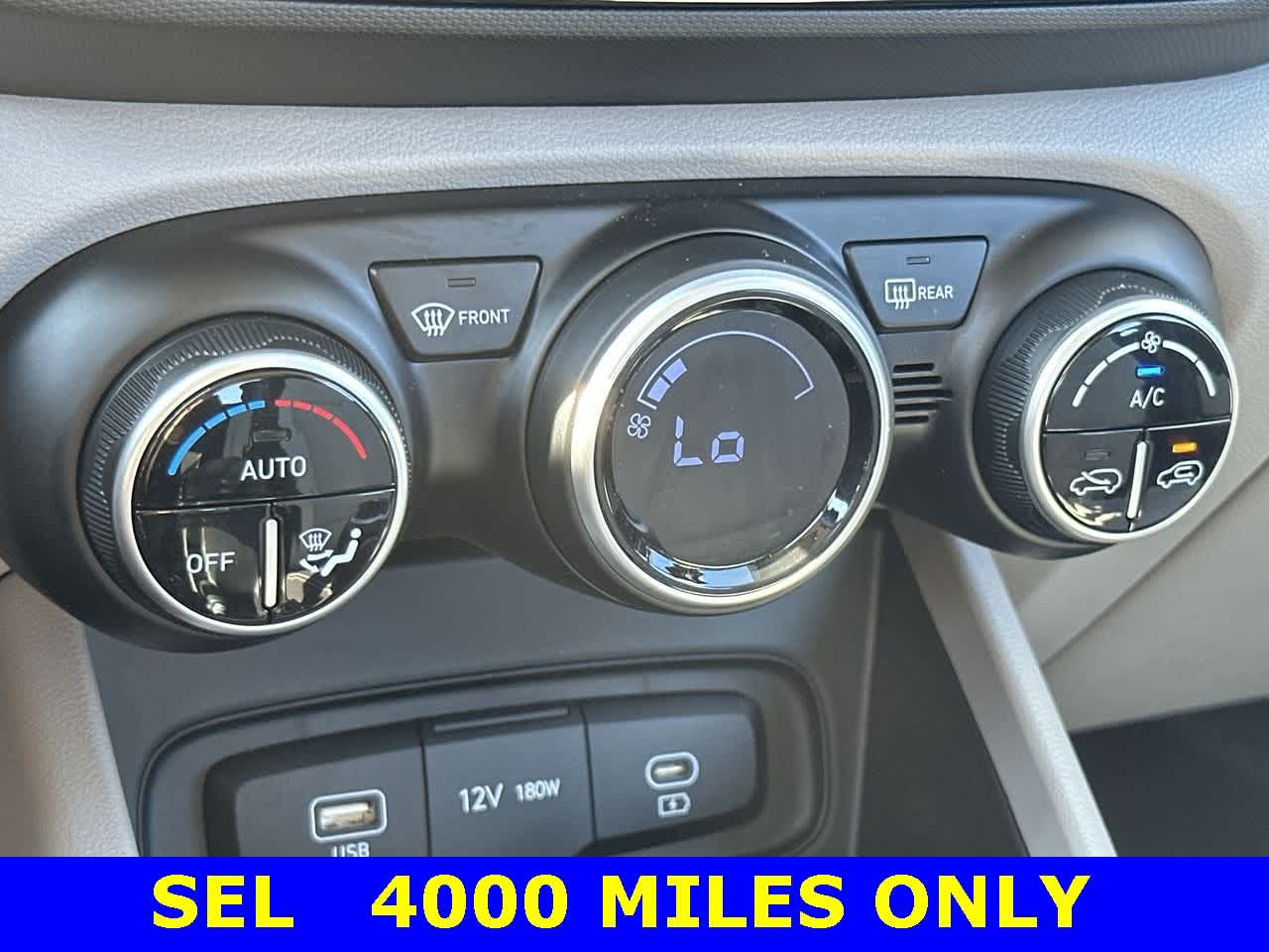 Thumbnail: 2025 Hyundai Venue - 20