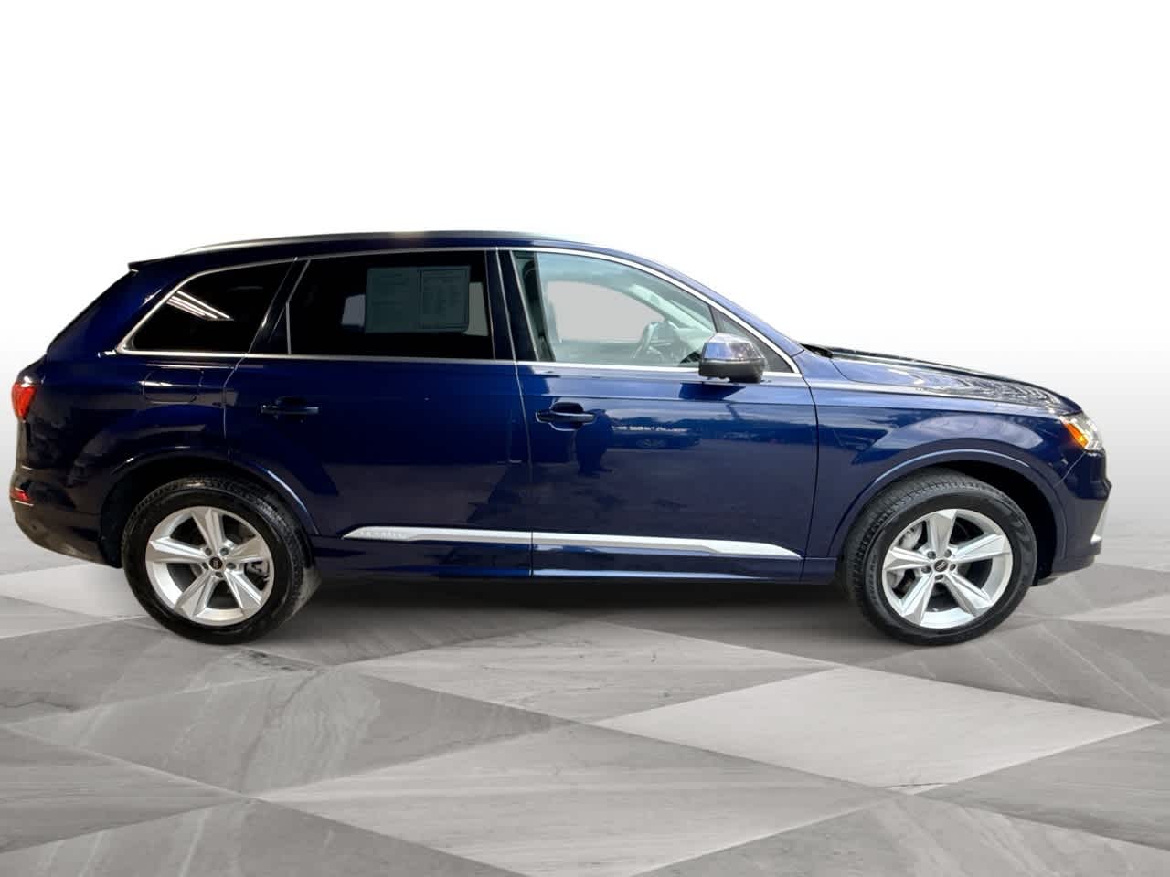 Thumbnail: 2024 Audi Q7 - 9