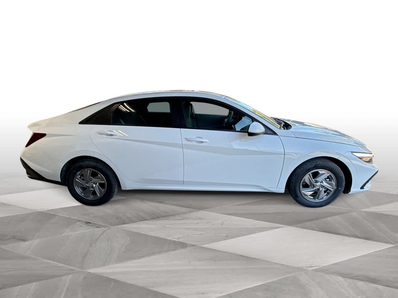 Thumbnail: 2026 Hyundai Elantra - 9