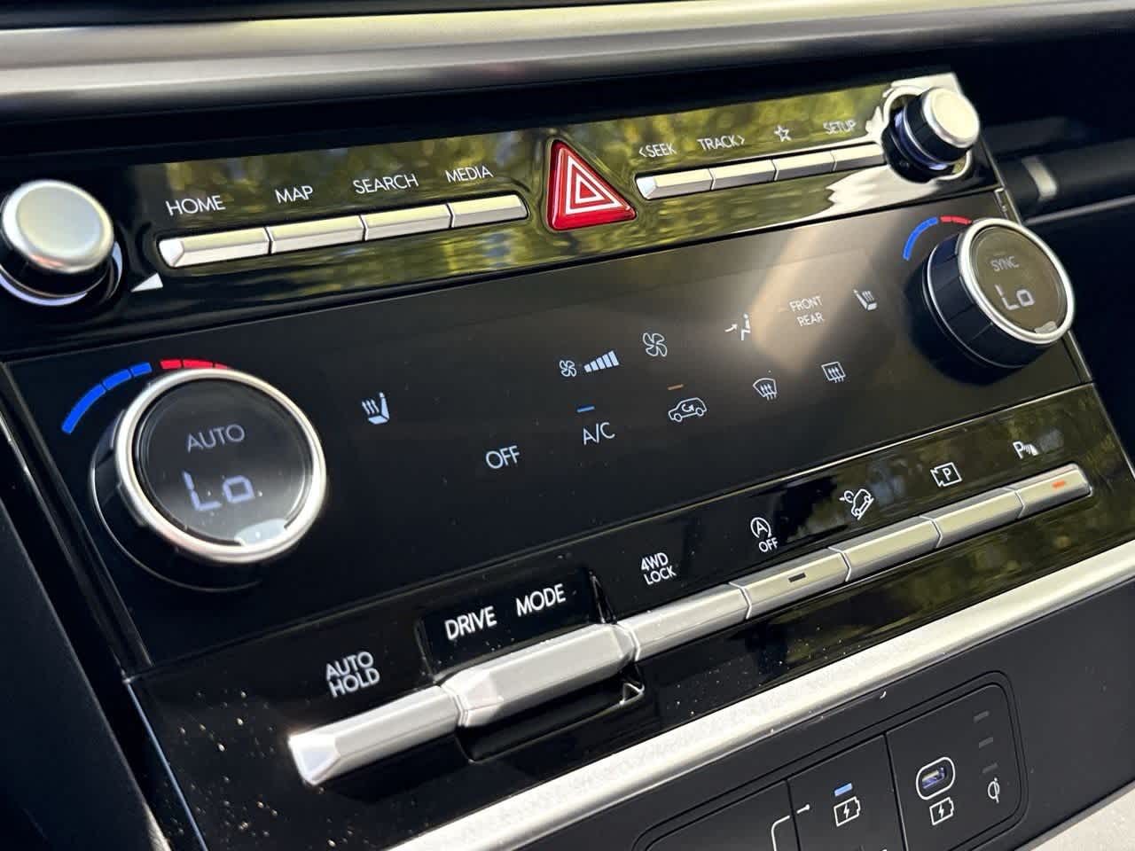 Thumbnail: 2025 Hyundai Santa Fe - 20