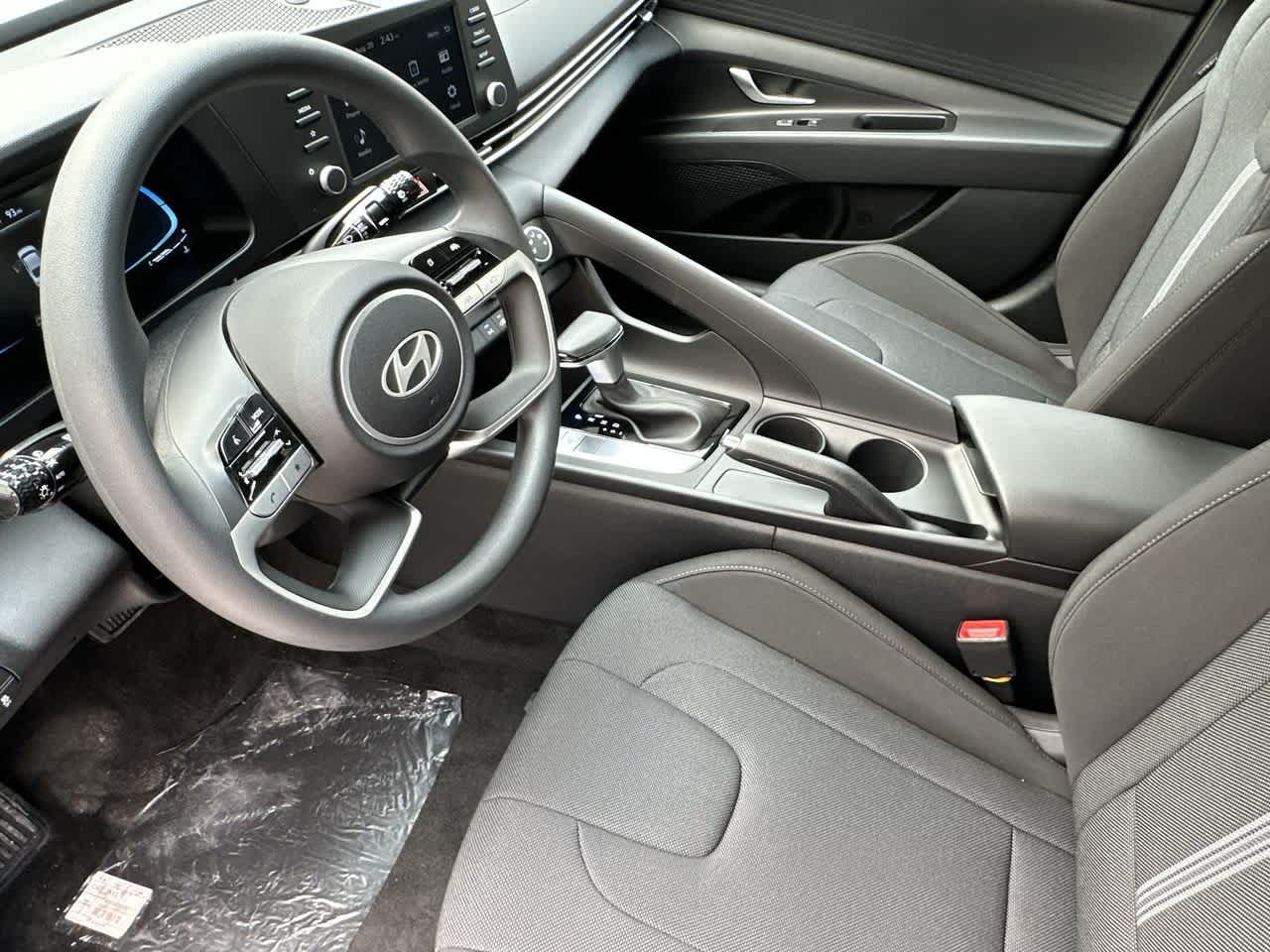 Thumbnail: 2025 Hyundai Elantra - 13