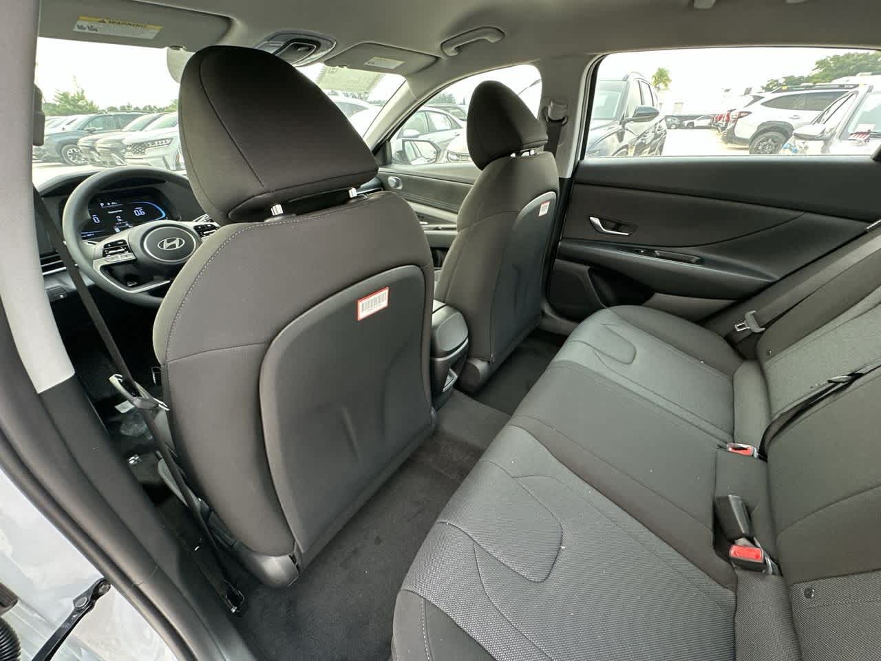 Thumbnail: 2025 Hyundai Elantra - 23