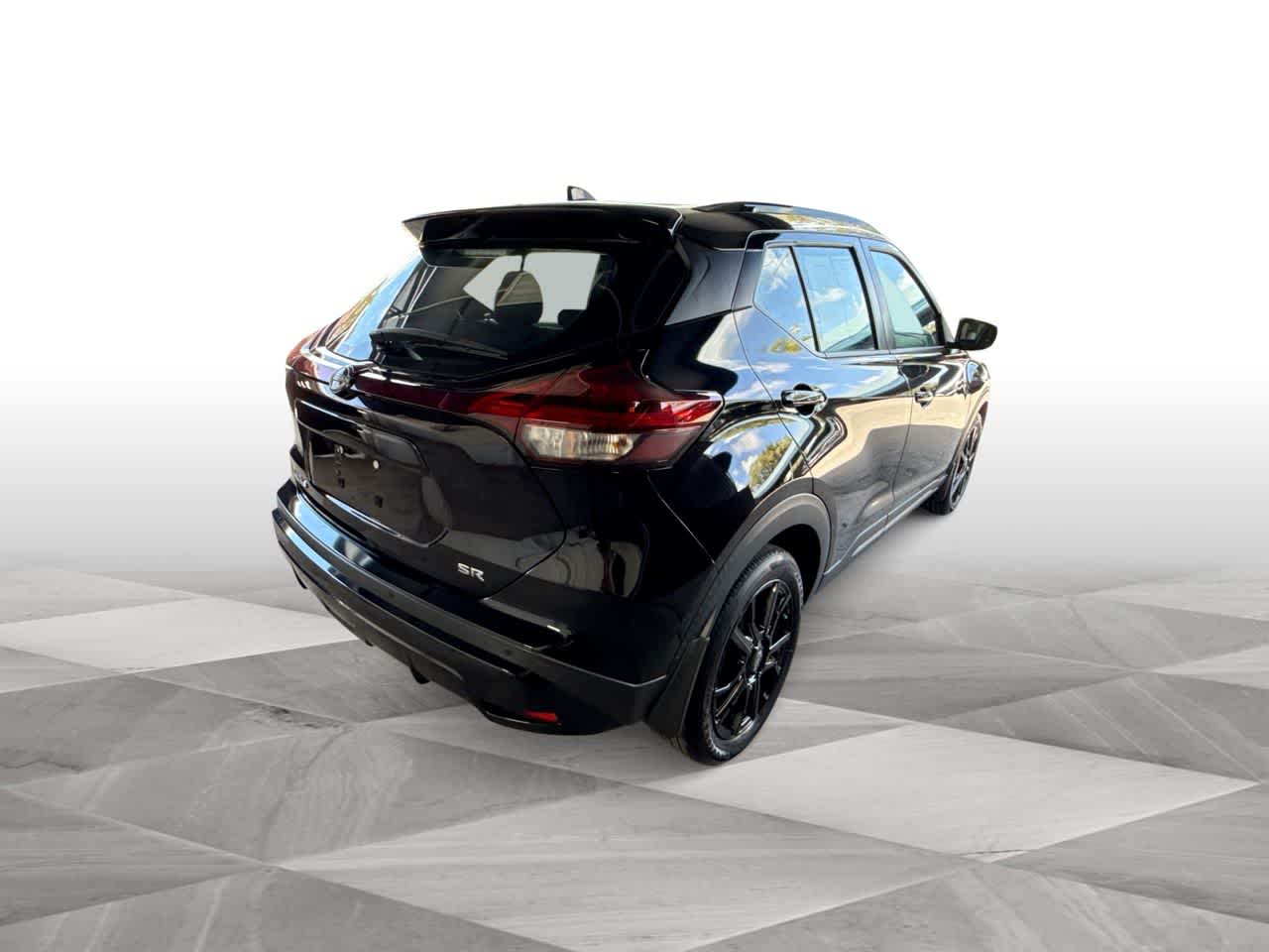 Thumbnail: 2023 Nissan Kicks - 8