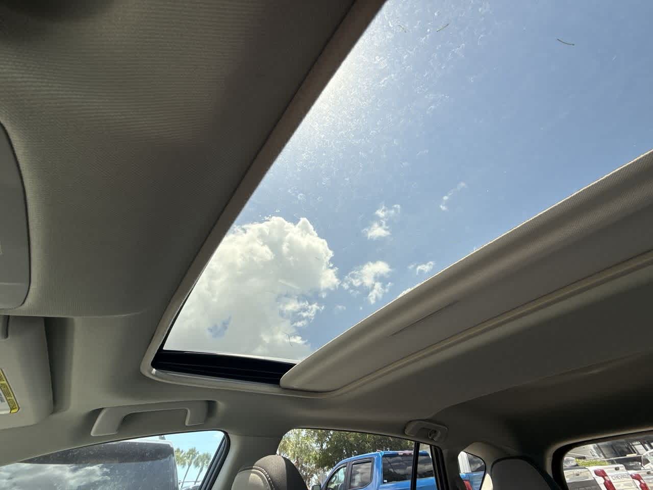 2014 Toyota RAV4 XLE 17