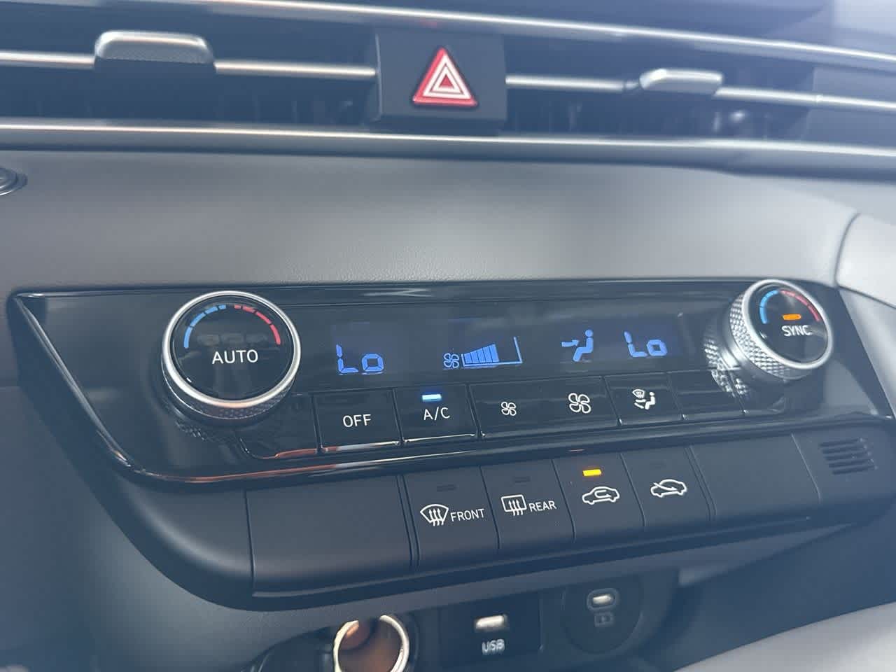 Thumbnail: 2025 Hyundai Elantra - 20