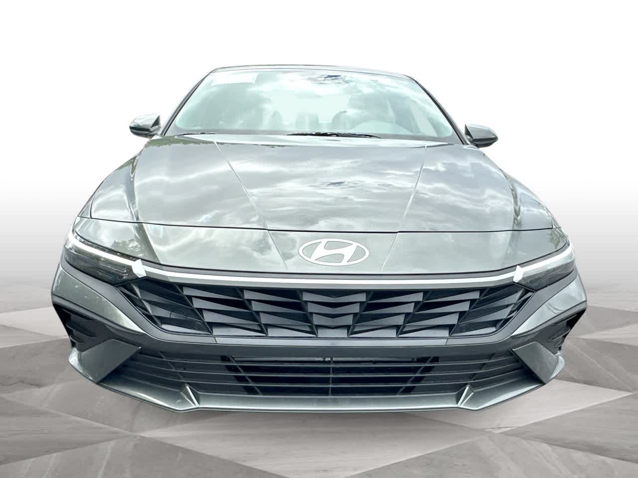 Thumbnail: 2025 Hyundai Elantra - 3