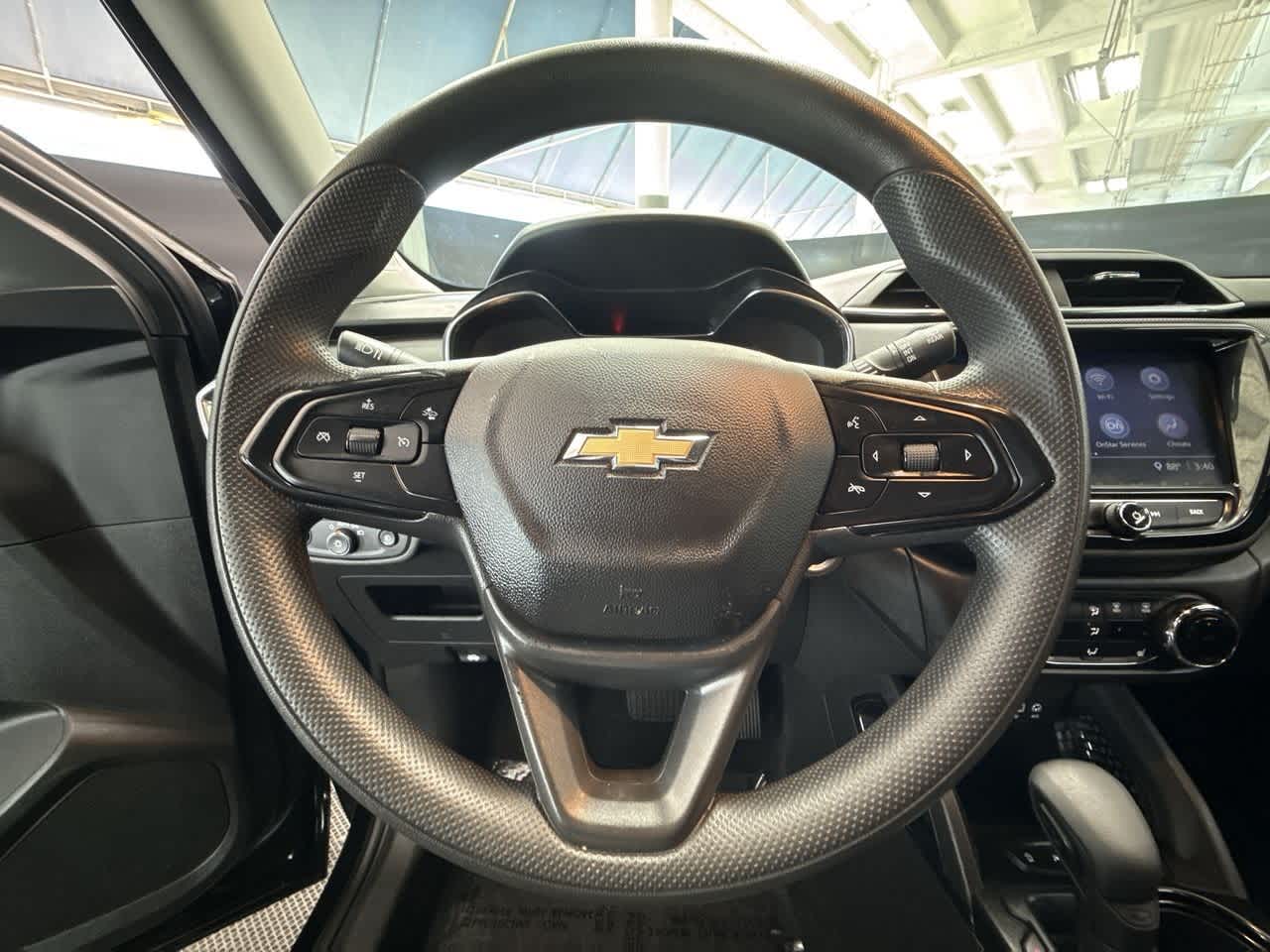 Thumbnail: 2023 Chevrolet TrailBlazer - 15