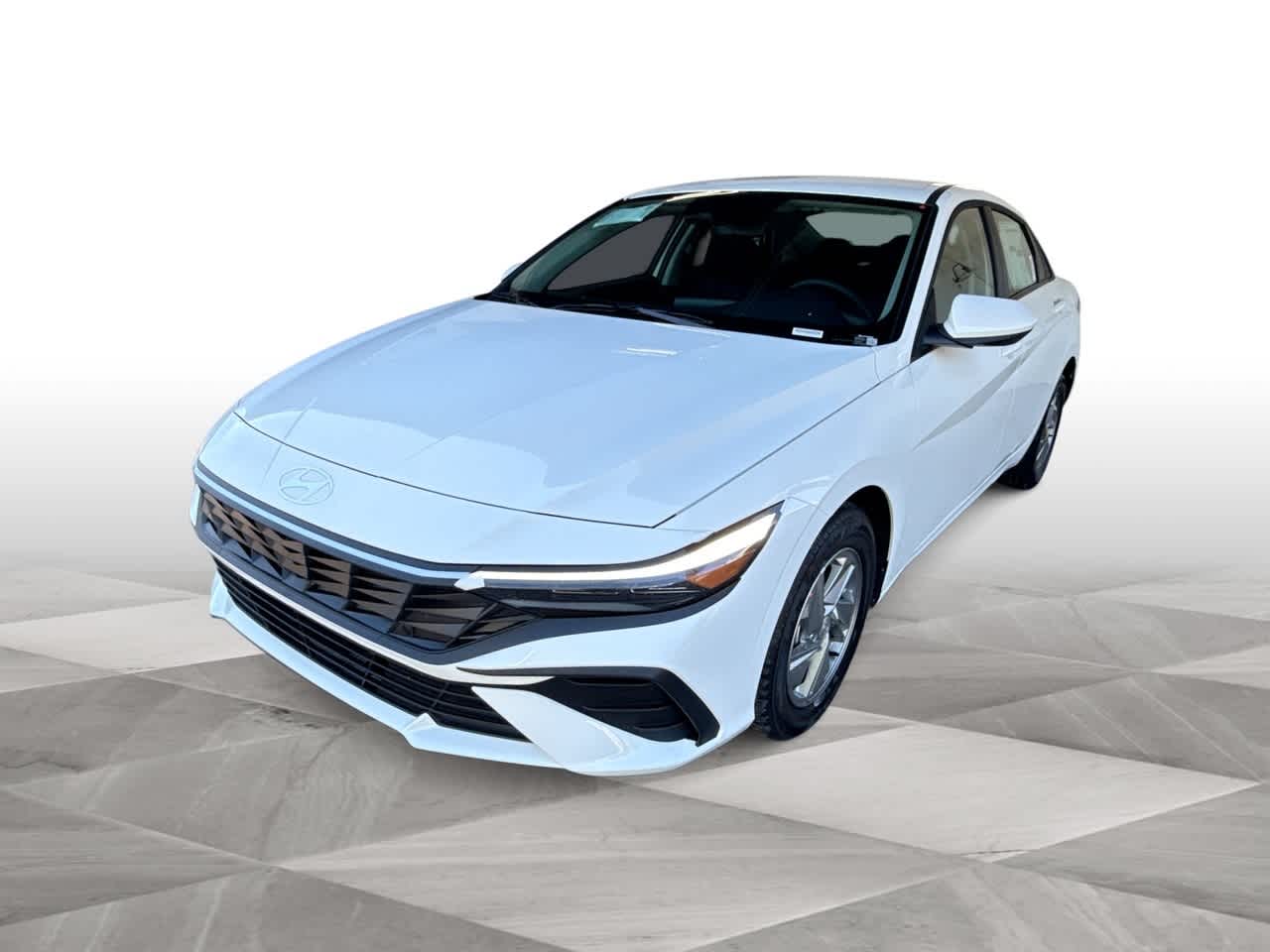 Thumbnail: 2026 Hyundai Elantra - 4