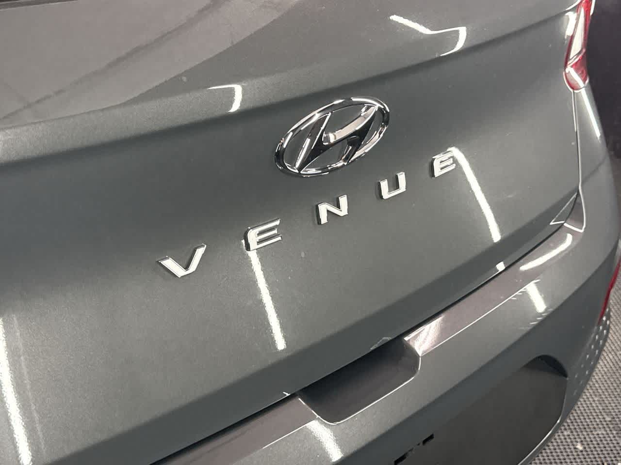 Thumbnail: 2024 Hyundai Venue - 14