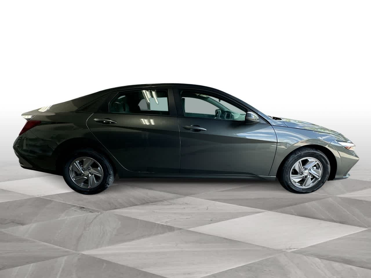 Thumbnail: 2025 Hyundai Elantra - 9