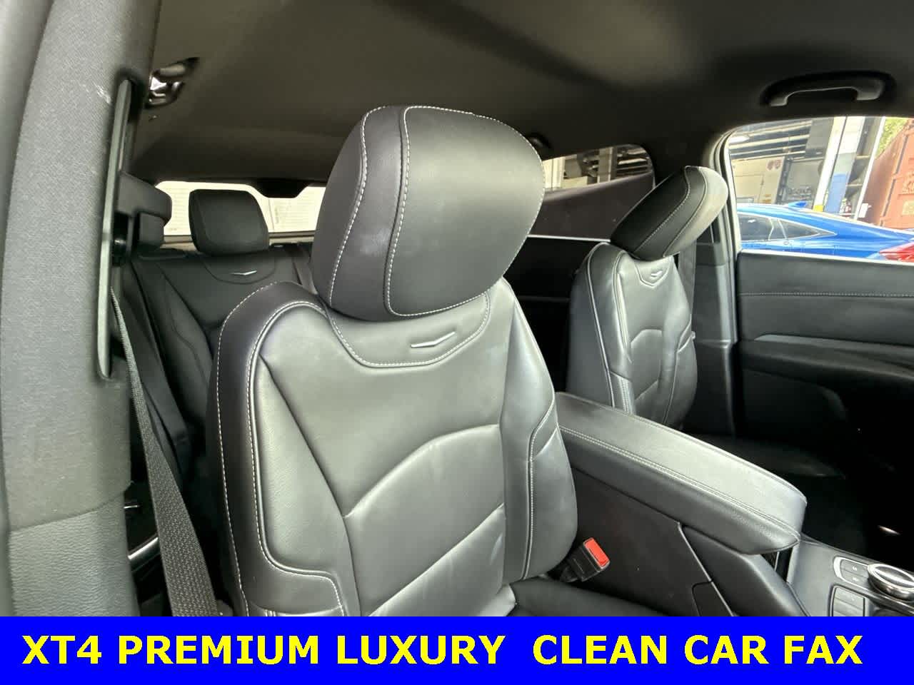 Thumbnail: 2024 Cadillac XT4 - 27