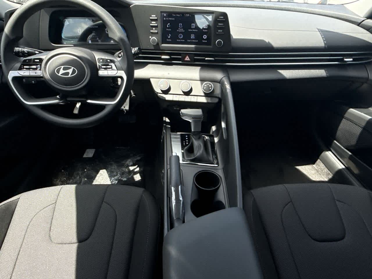 Thumbnail: 2025 Hyundai Elantra - 24