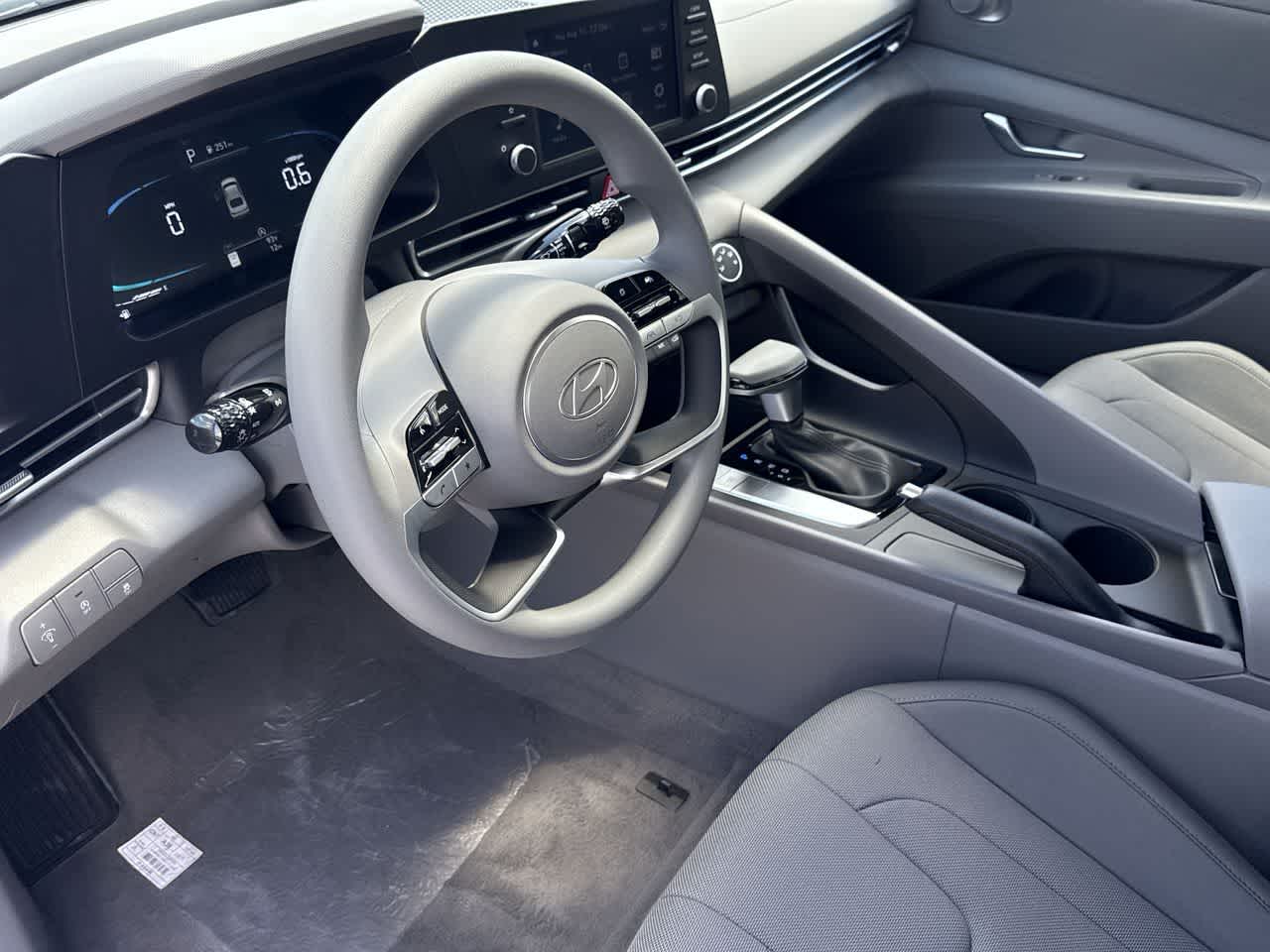 Thumbnail: 2025 Hyundai Elantra - 13