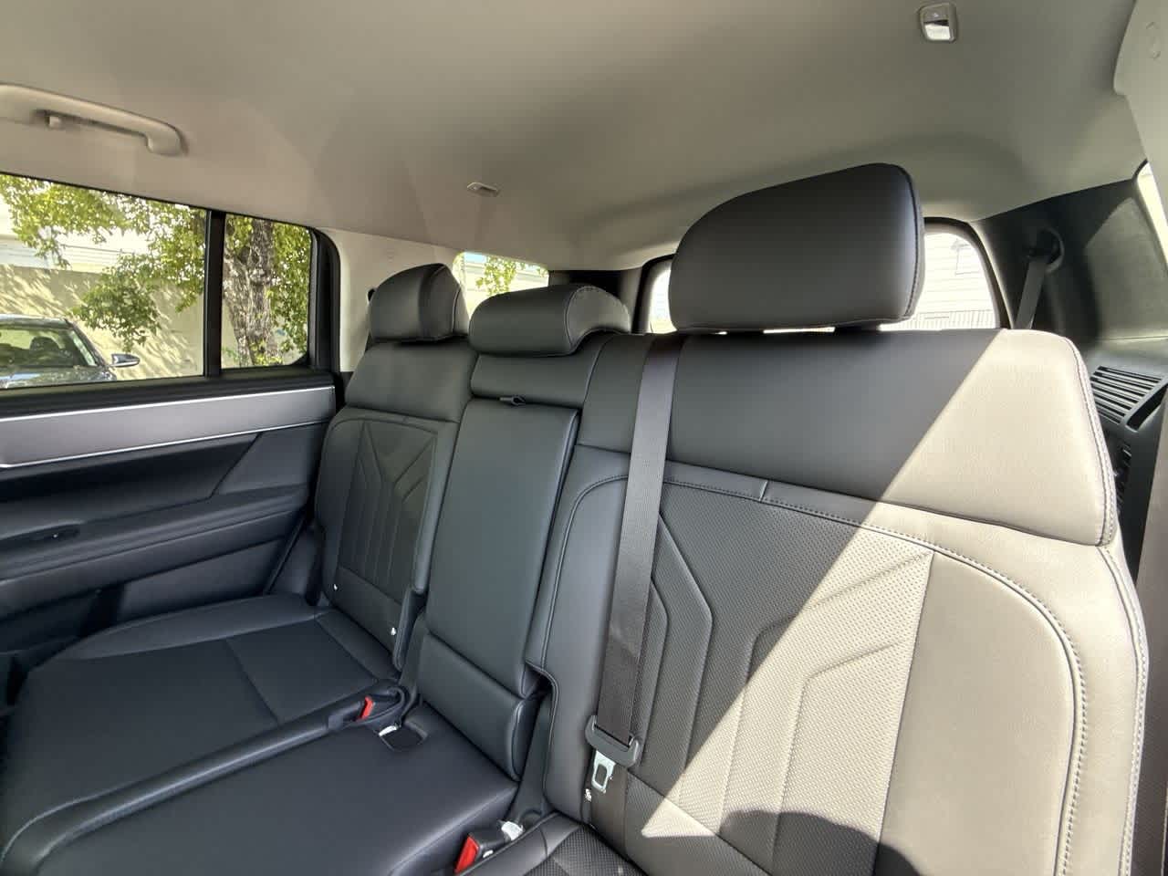 Thumbnail: 2025 Hyundai Santa Fe - 22