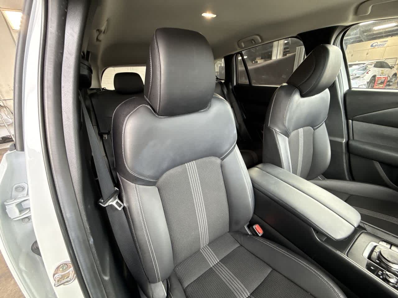 Thumbnail: 2025 Mazda CX-50 - 27