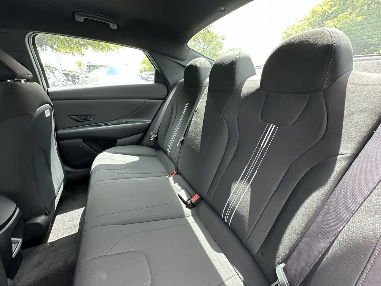 Thumbnail: 2025 Hyundai Elantra - 22