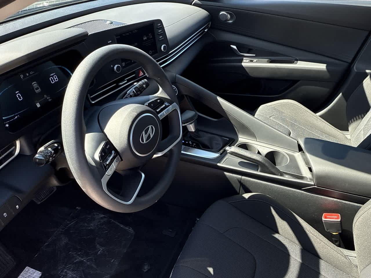 Thumbnail: 2025 Hyundai Elantra - 13