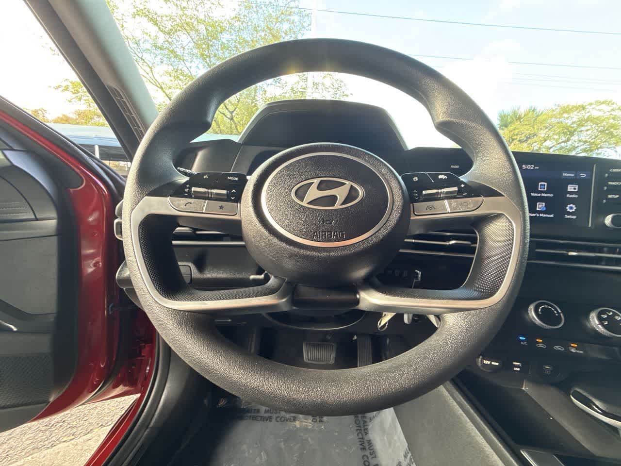 Thumbnail: 2025 Hyundai Elantra - 15