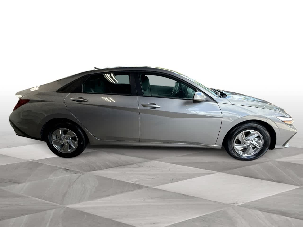 Thumbnail: 2025 Hyundai Elantra - 9
