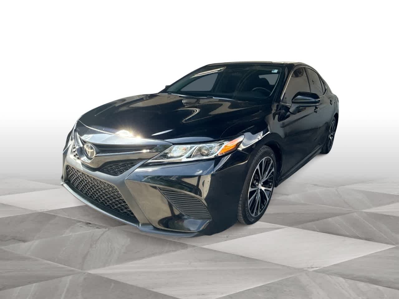 Thumbnail: 2019 Toyota Camry - 1