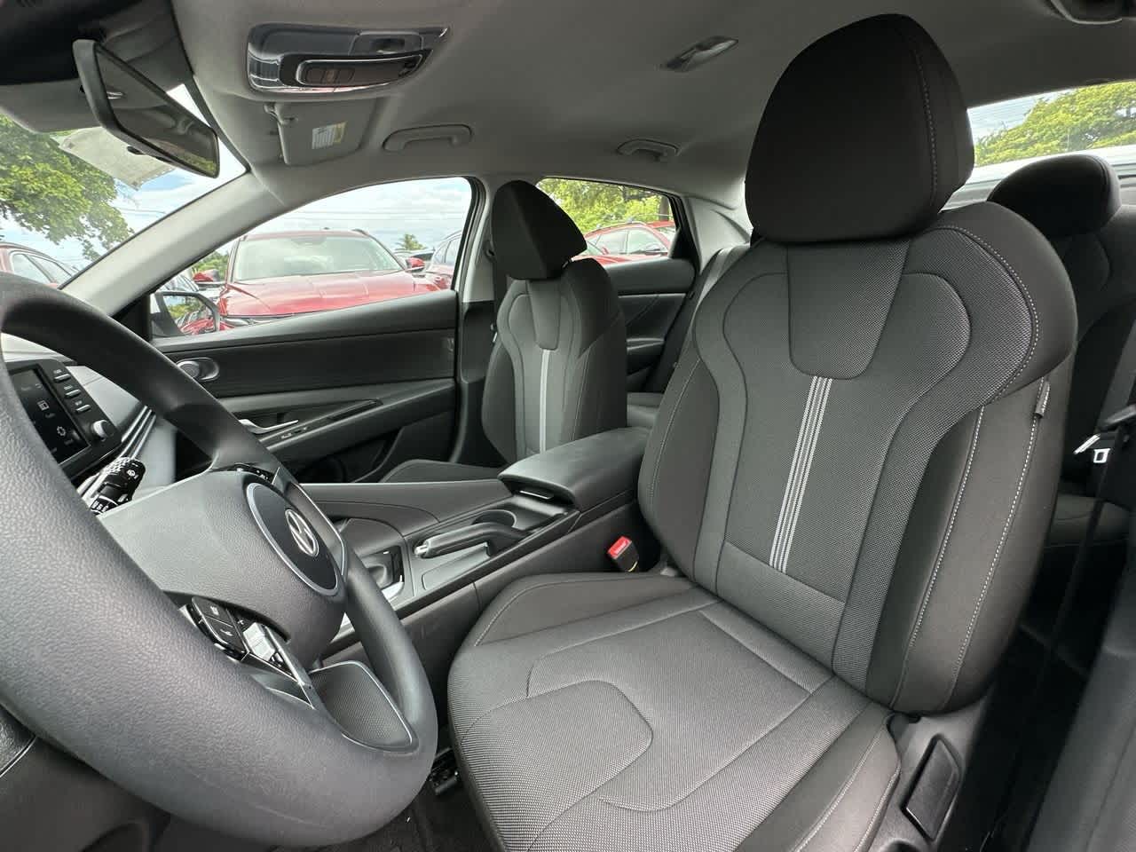 Thumbnail: 2025 Hyundai Elantra - 14