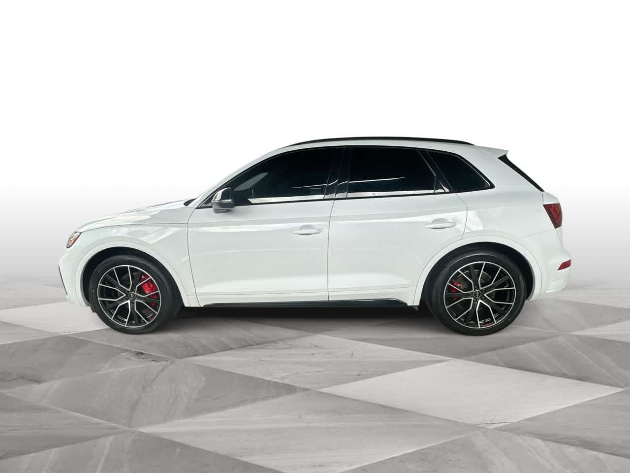 Thumbnail: 2023 Audi SQ5 - 5