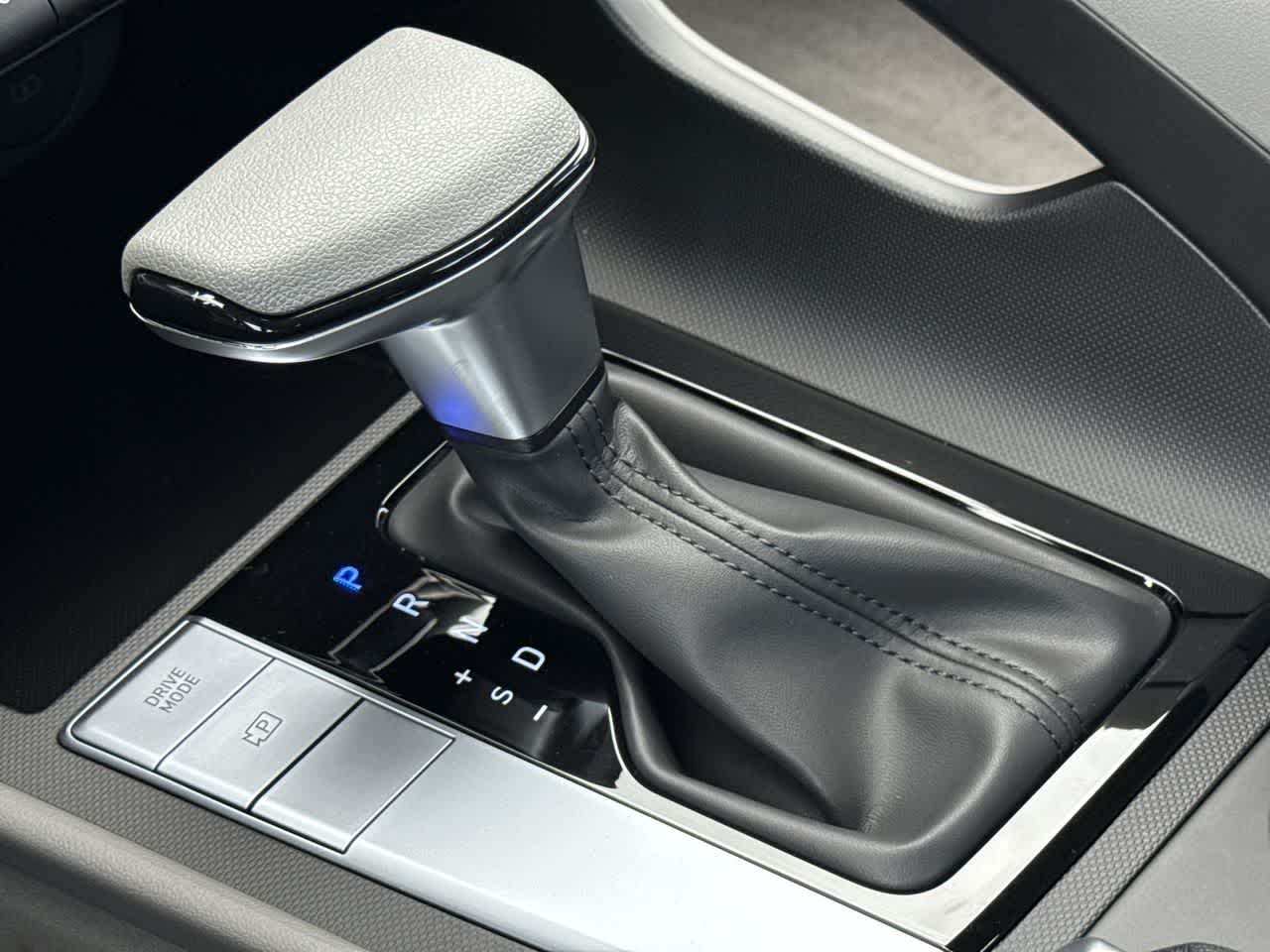 Thumbnail: 2025 Hyundai Elantra - 21